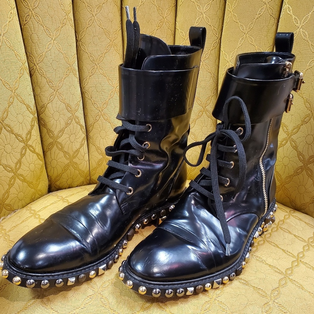 Louis Vuitton Boots